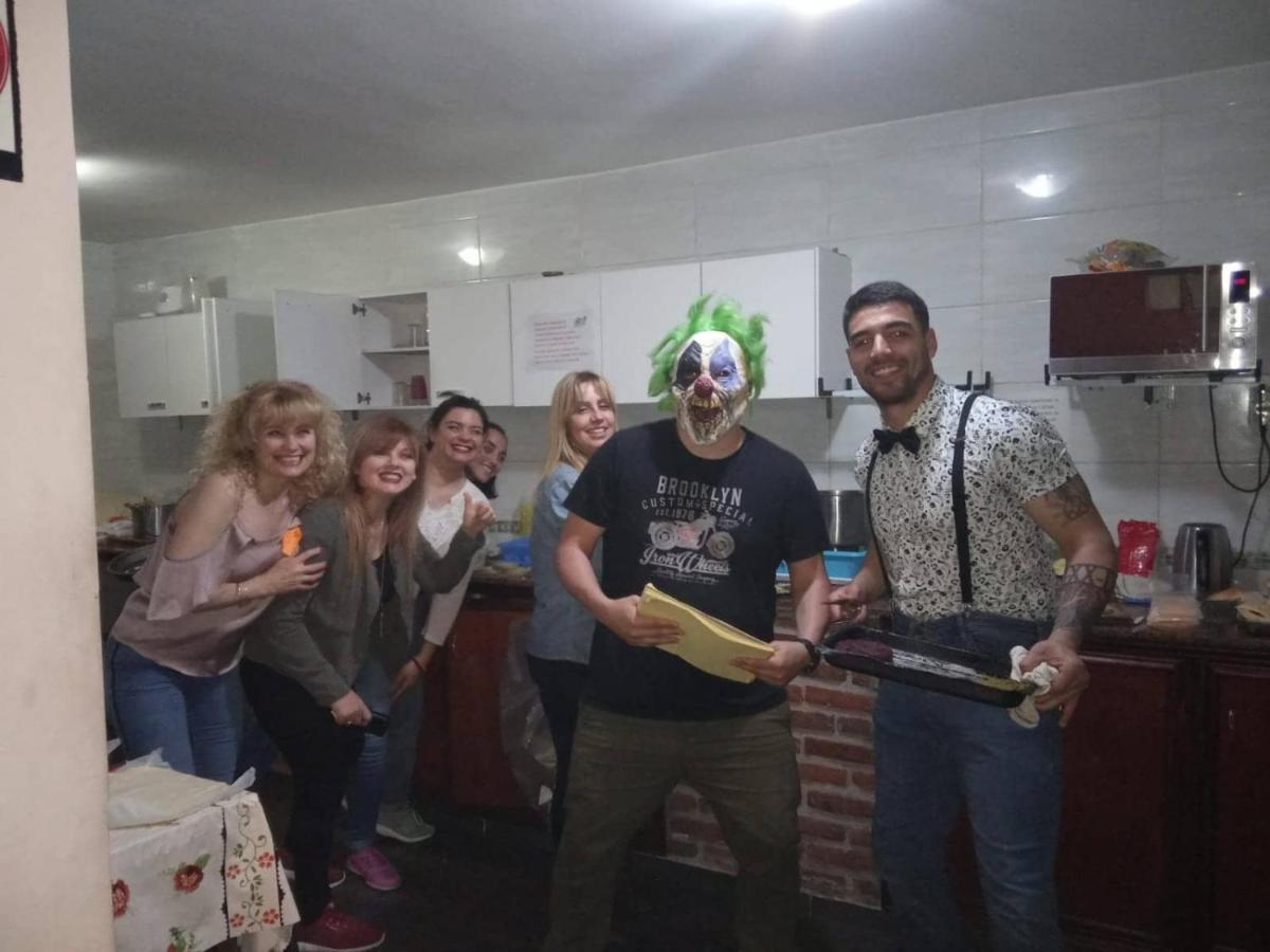 Posada Del Gaucho Hostel Montevideo Ngoại thất bức ảnh