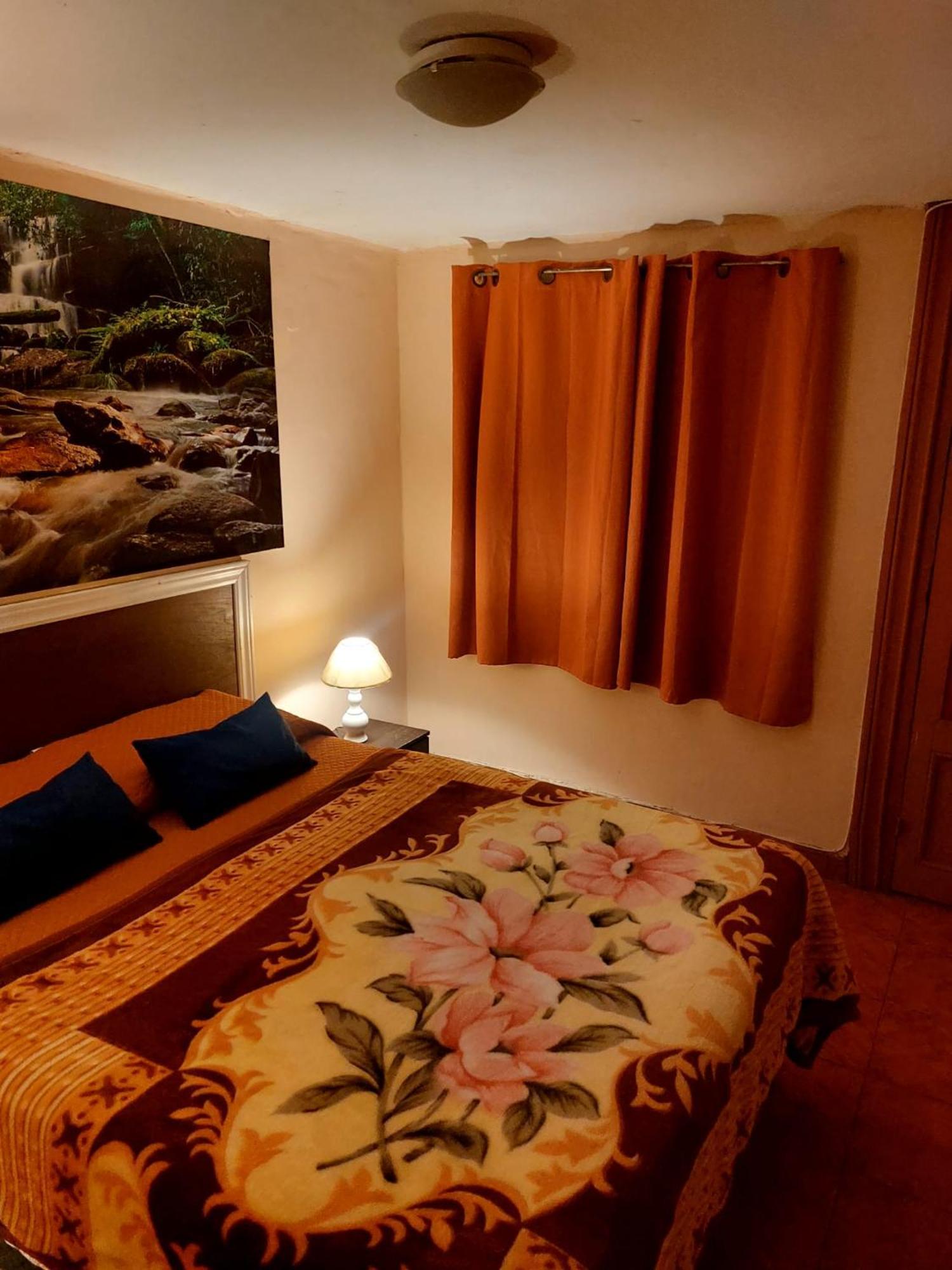 Posada Del Gaucho Hostel Montevideo Ngoại thất bức ảnh
